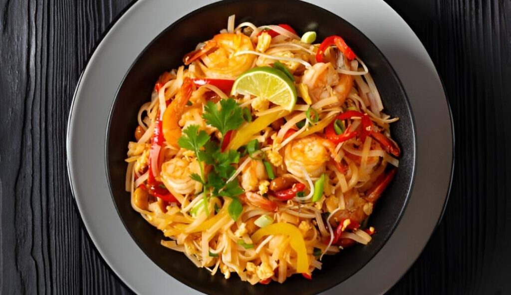 Pad Thai with garnish