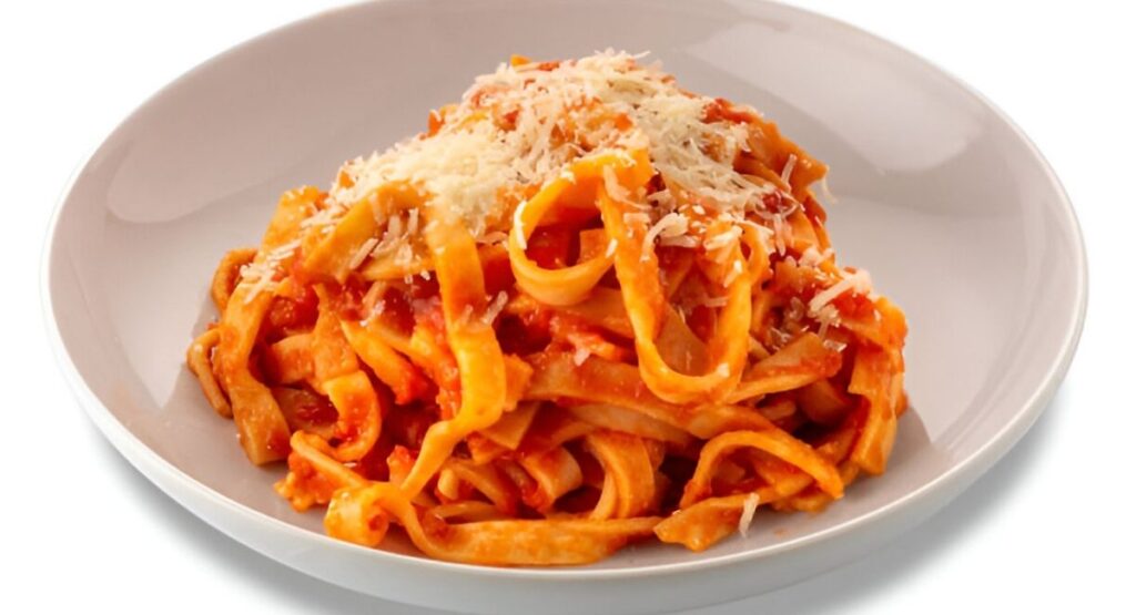 fettuccine al Pomodoro Serve and Garnish